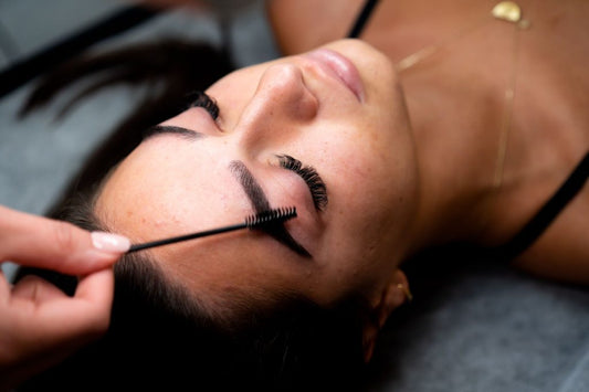 Choosing the best eyebrow shape for your face?